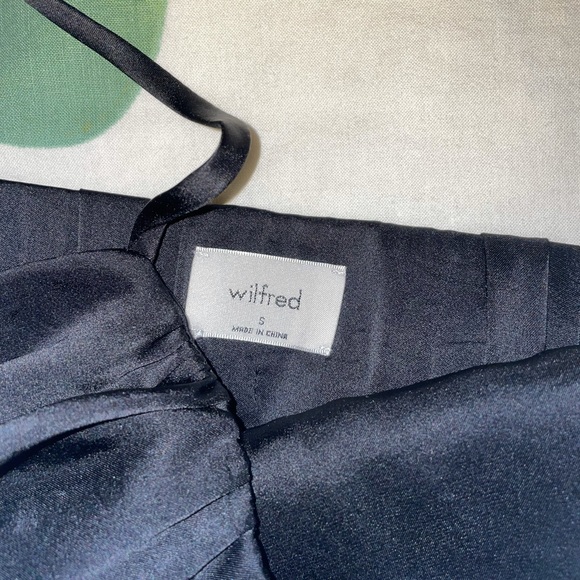 ARITZIA WILFRED Sonnet camisole! - Picture 4 of 4